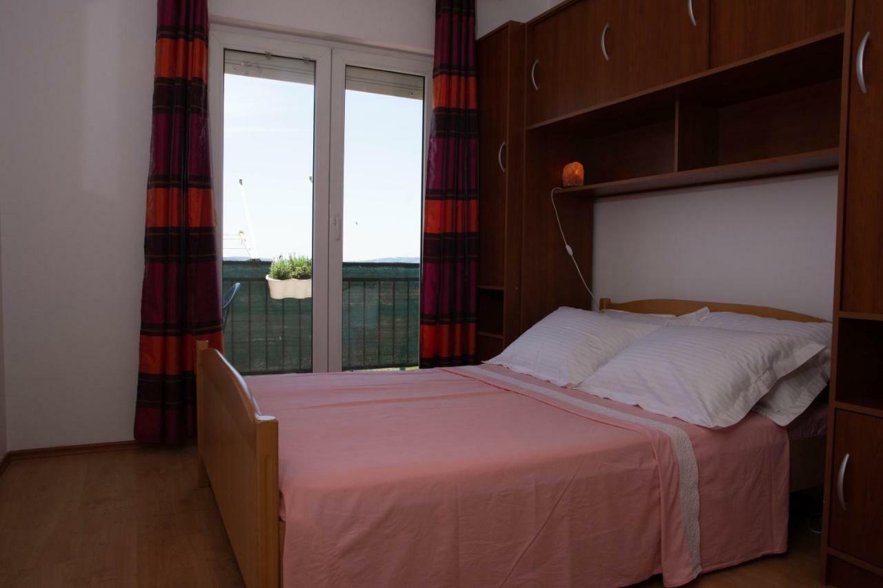 Ferienwohnung Antonio Kaštela Exterior foto